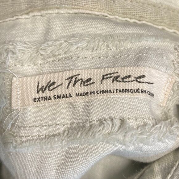 We The Free Corduroy Distressed Button Down Long Sleeve Shirt Women's Size XS - Picture 8 of 8